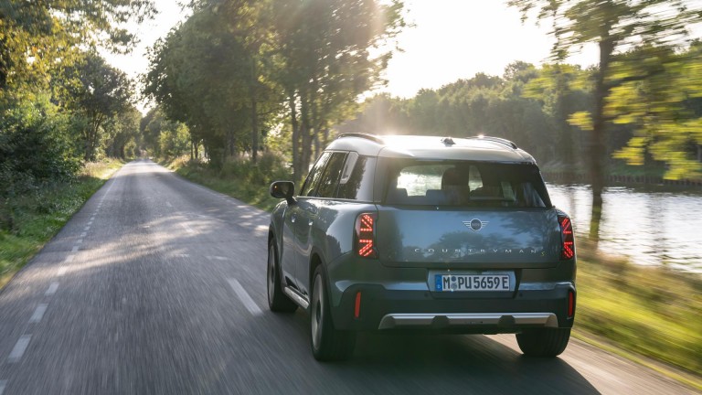 Electromovilidad MINI - autonomía - imagen de presentación